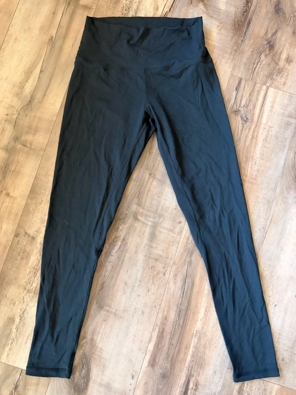 Women’s Lululemon Align High Rise Leggings. Size Medium.